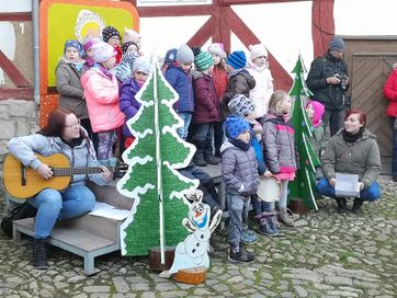 Advent, Schäfers Hof, Kinderchor der Kita am Langenkamp